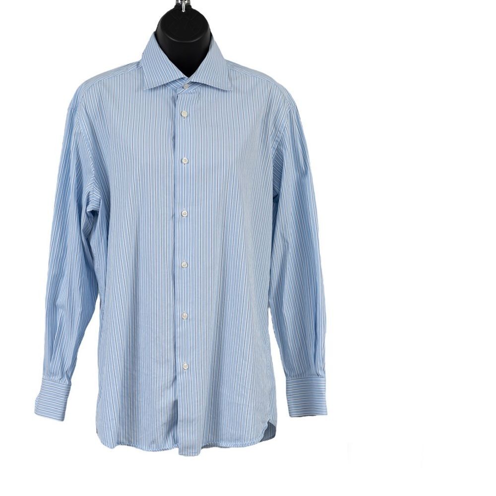 Hugo Boss buttons down shirt size 15 1/2 or M/L